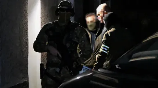 Patryk M. ps. Wielki Bu doprowadzany do prokuratury Fot. PAP/Wojtek Jargiło