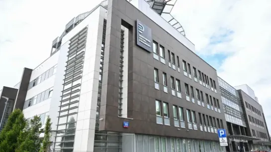 Szpital Południowy w Warszawie. Fot. PAP/Radek Pietruszka