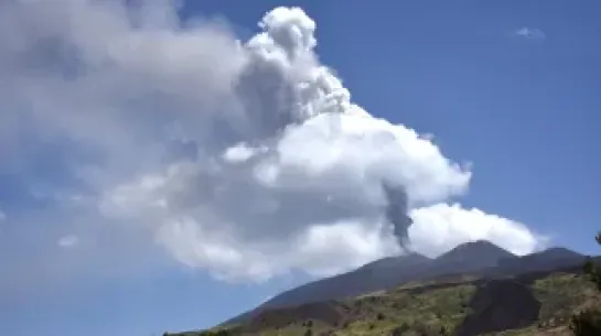 Aktywność wulkanu Etna, fot. PAP/EPA/ANSA/ORIETTA SCARDINO