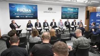 Debata ekspertów. Fot. PAP/Stach Leszczyński