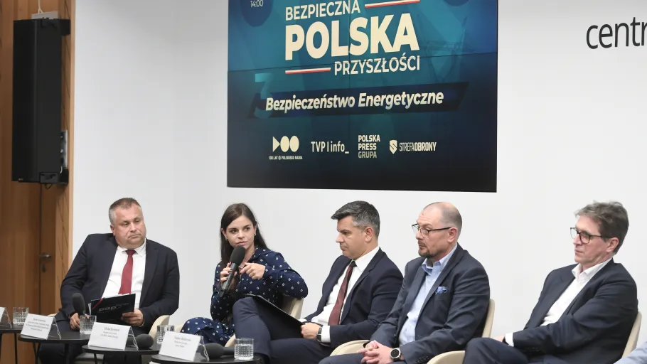 Debata ekspertów. Fot. PAP/Stach Leszczyński