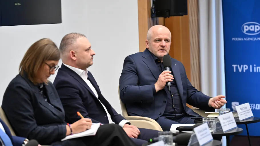 Dorota Głowacka, Wojciech Król, Paweł Kowal. Foto PAP/ Marcin Kmieciński