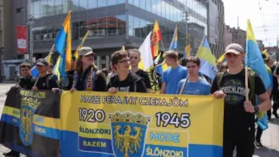  Uczestnicy Marszu Autonomii Śląska w Katowicach. Fot. PAP/Jarek Praszkiewicz